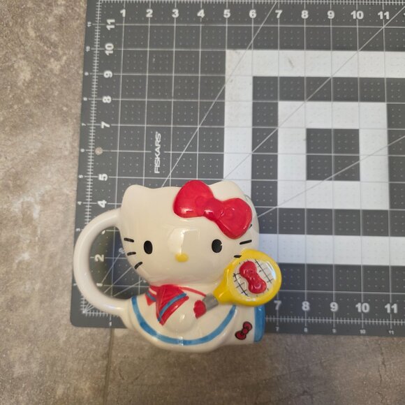 SANRIO HELLO KITTY CERAMIC MUG 2020 coffee cup tennis racket - Picture 10 of 10